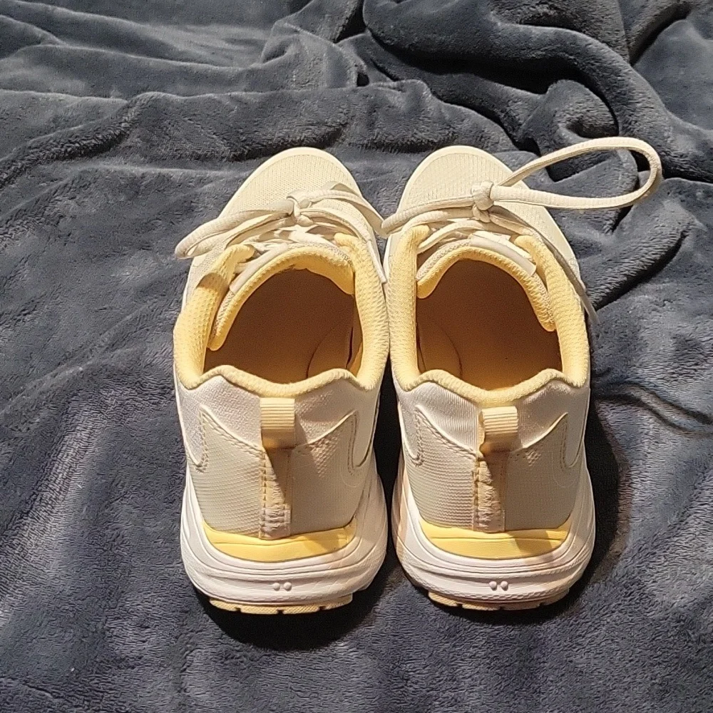 Ryka Sky Walk Tennis Shoes - Picture 5 of 10